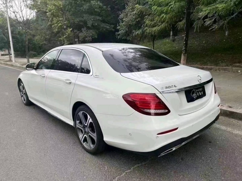 深圳17年奔驰E4