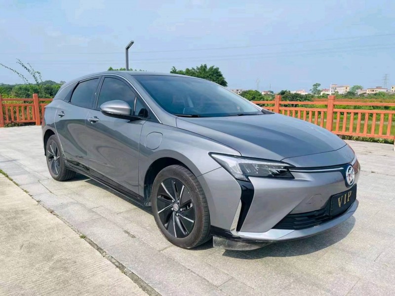 广州22年别克微蓝3