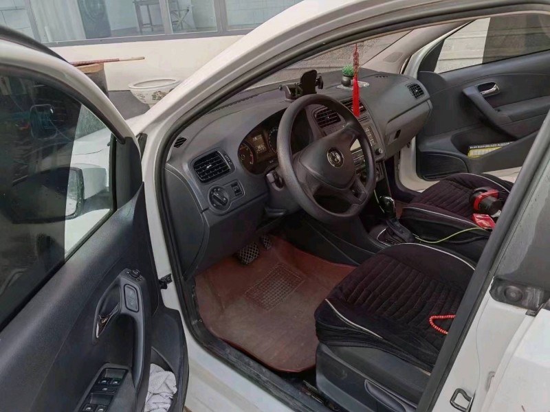 保定18年大众polo2