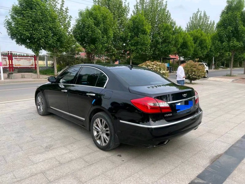 济南13年现代劳恩斯酷派8