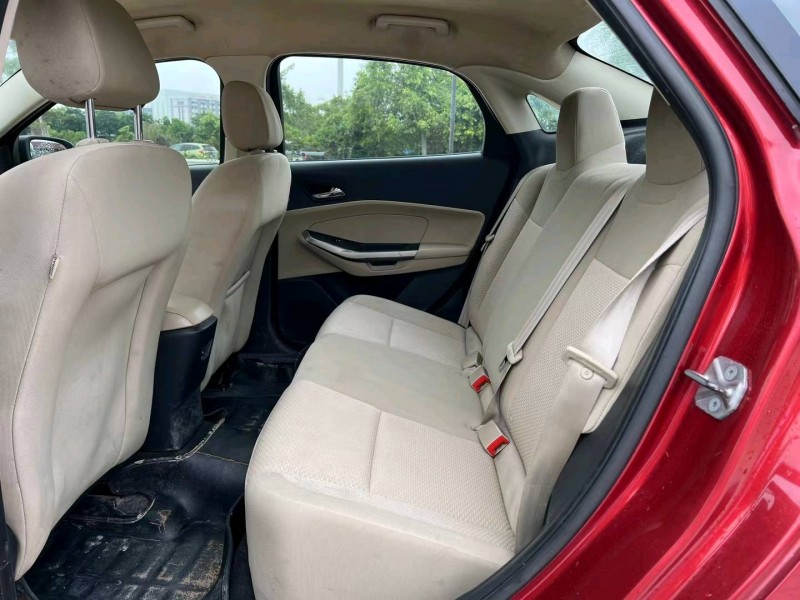 汕头15年福特福克斯6