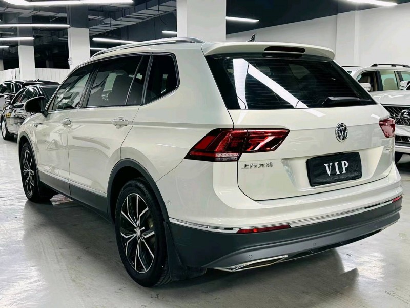 曲靖20年大眾途觀L6