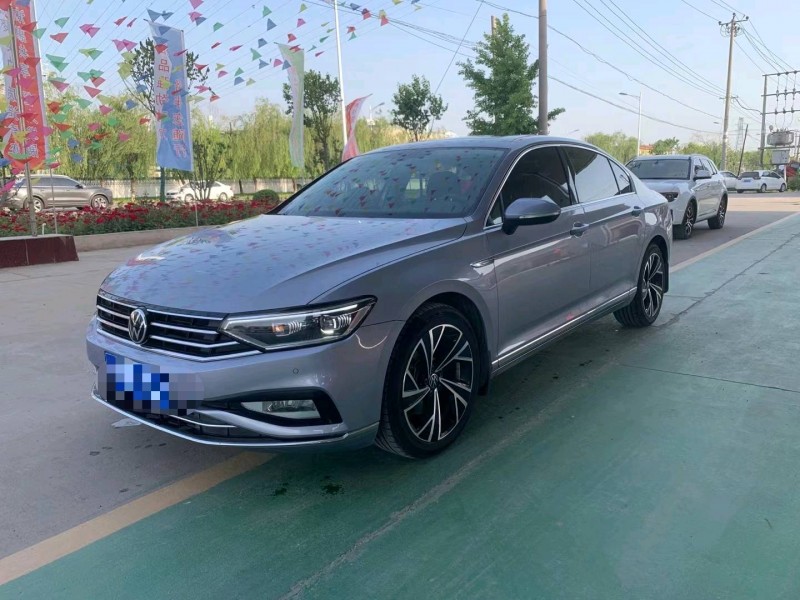 保定22年大众迈腾2