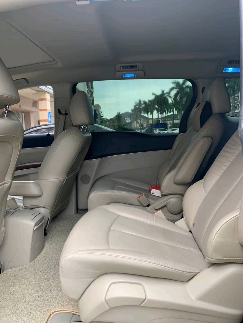 中山17年别克GL86