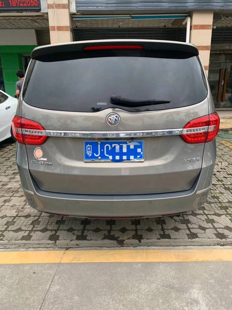 中山17年别克GL89