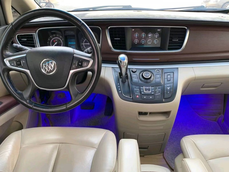 中山17年别克GL87