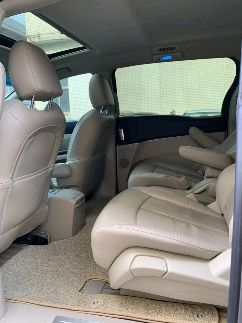 中山17年别克GL86