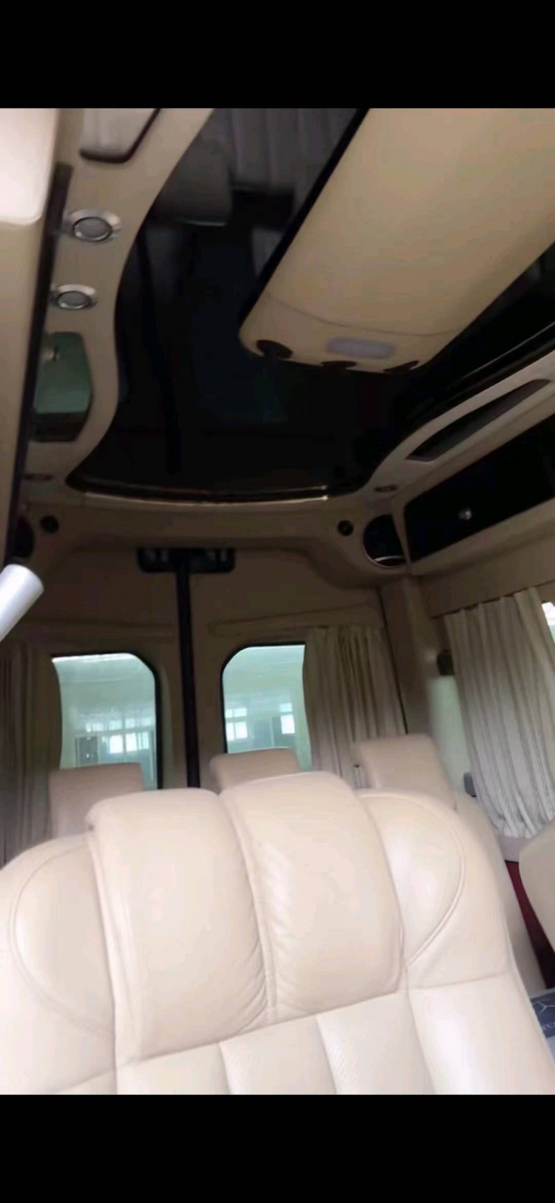 青岛12年奔驰斯宾特5