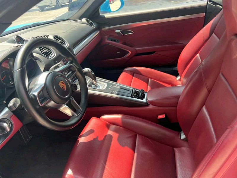 济宁17年保时捷7186