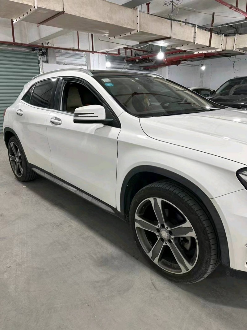 徐州16年奔驰GLA3