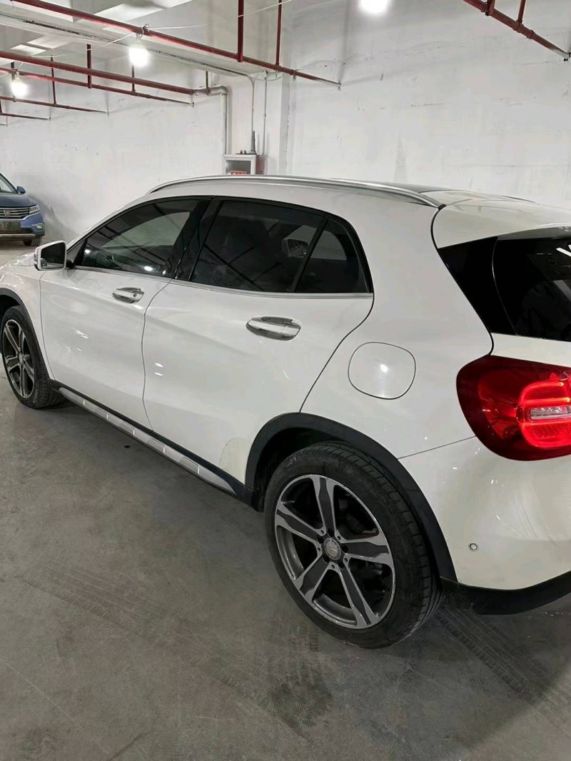 徐州16年奔驰GLA5