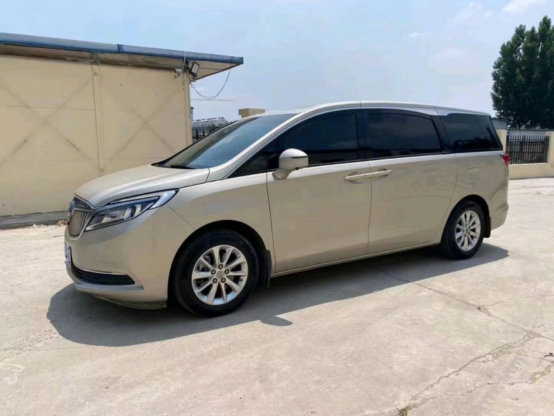 青岛19年别克GL82