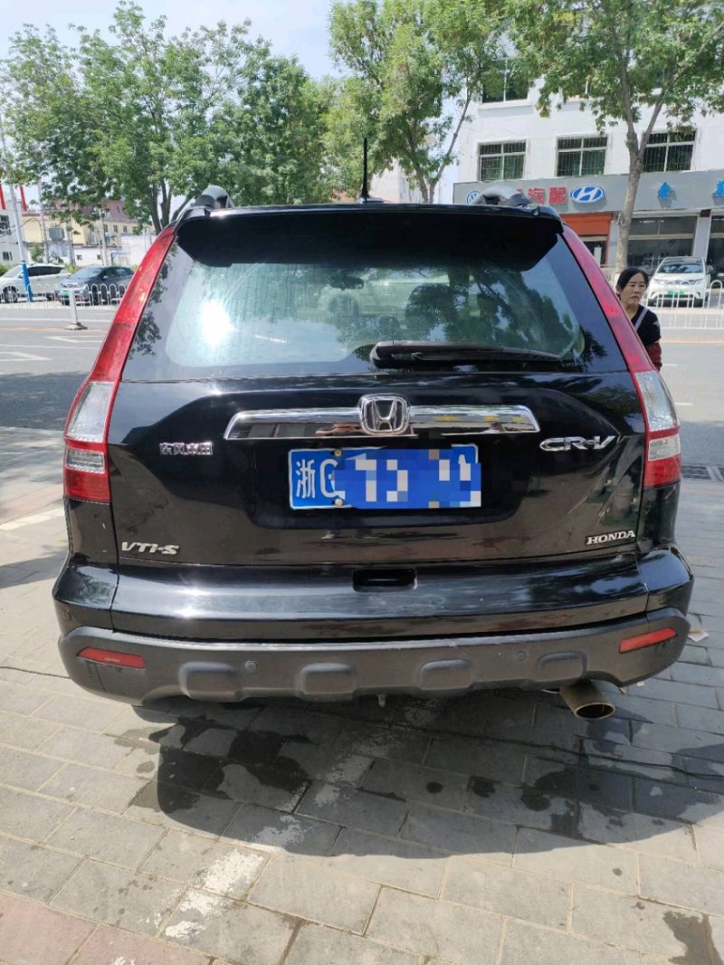 保定09年本田CRV8