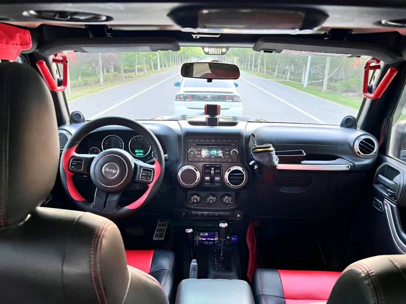 徐州11年Jeep牧马人4