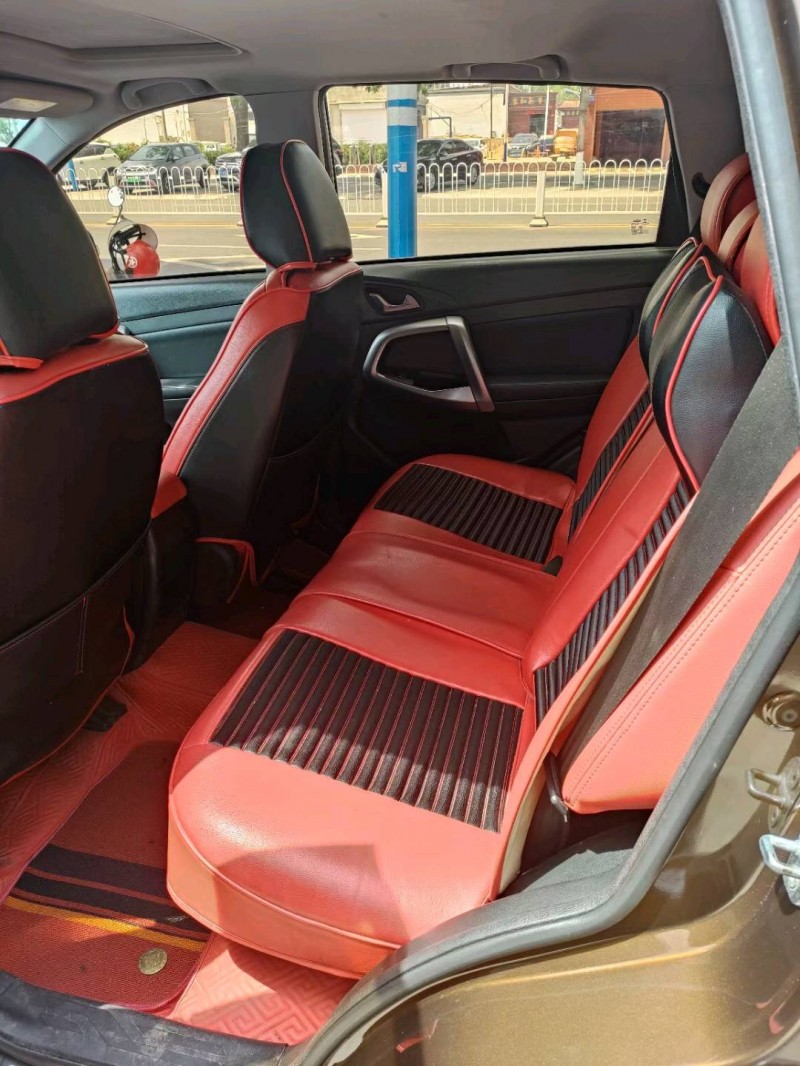 保定16年奇瑞瑞虎55