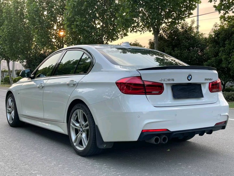 徐州19年宝马3系8