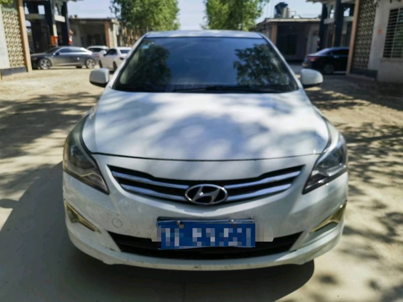 保定16年现代瑞纳1