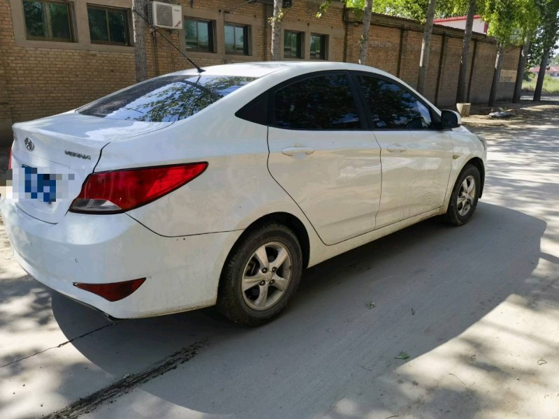 保定16年现代瑞纳5