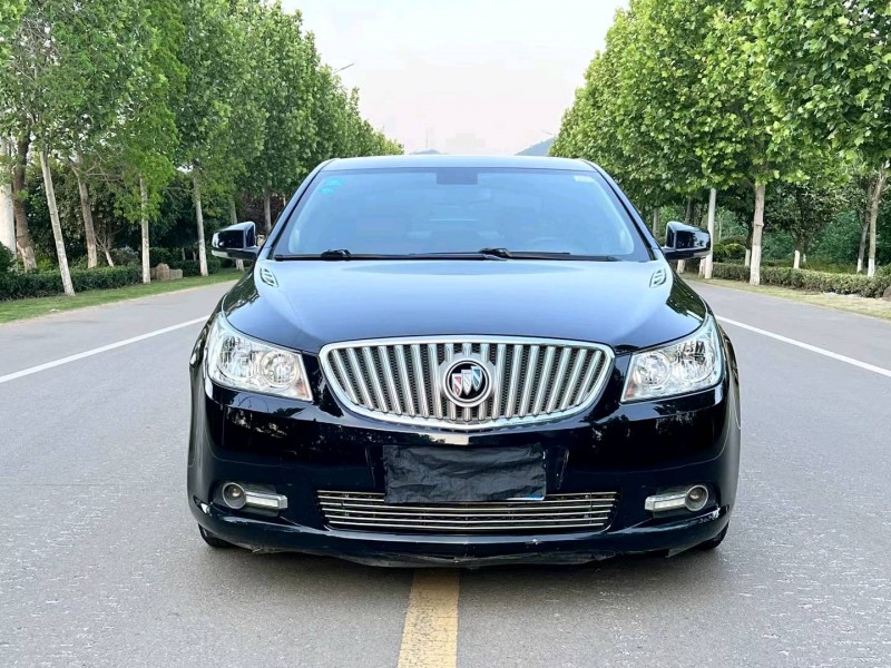 徐州12年别克君越1