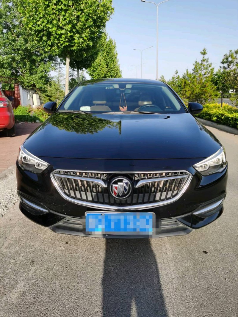 济南19年别克君威1