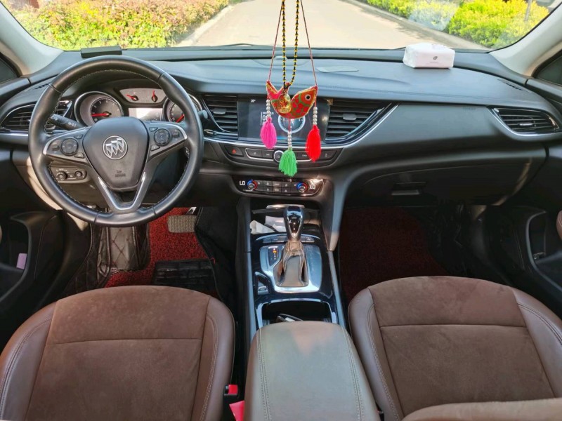 济南19年别克君威5