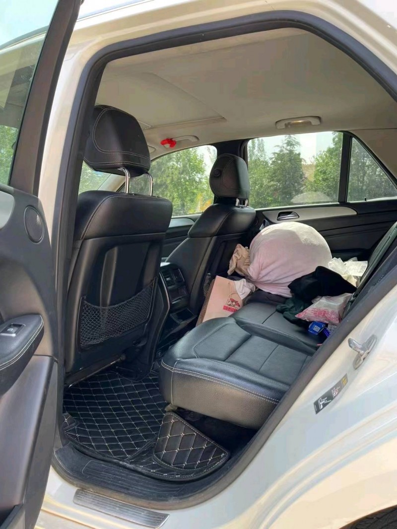 青岛13年奔驰ML6