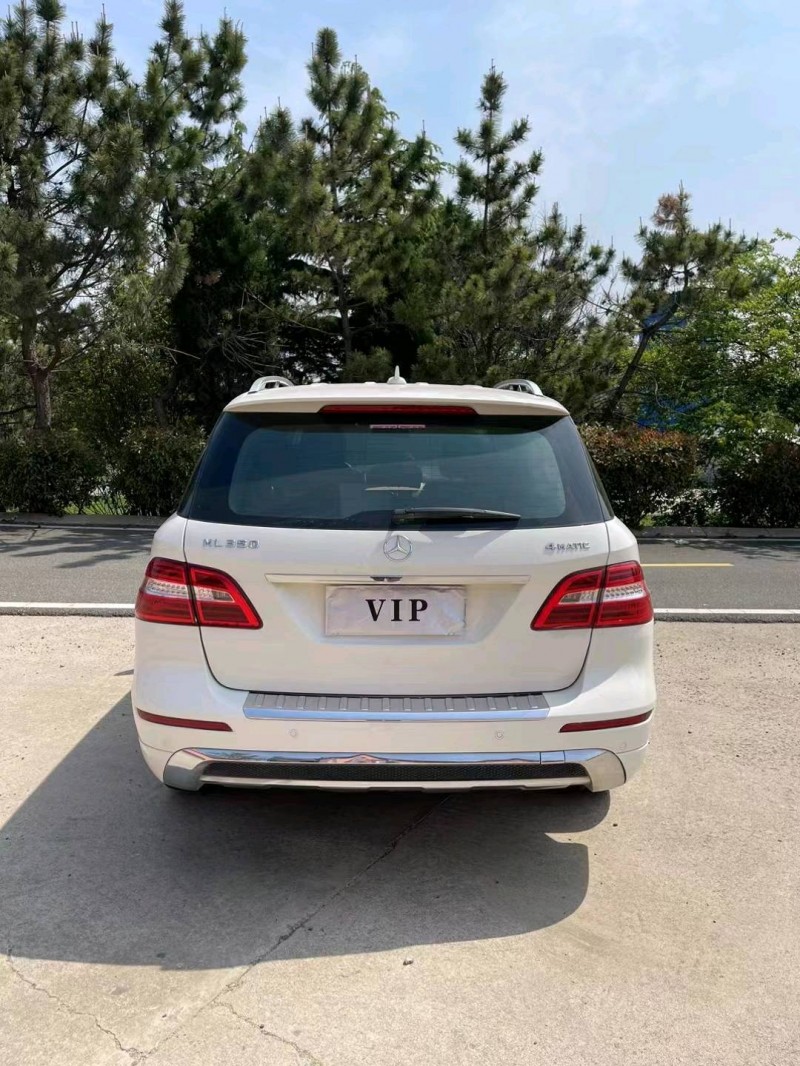 青岛13年奔驰ML9