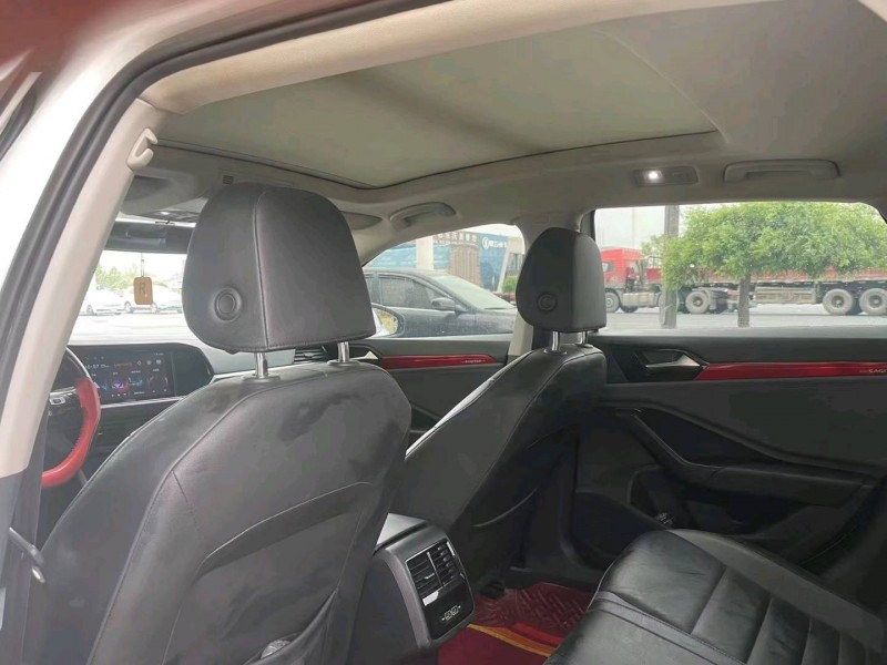 保定20年大众朗逸8