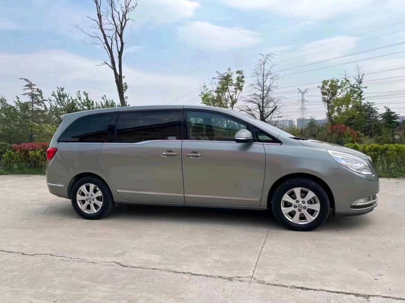 济南15年别克GL83