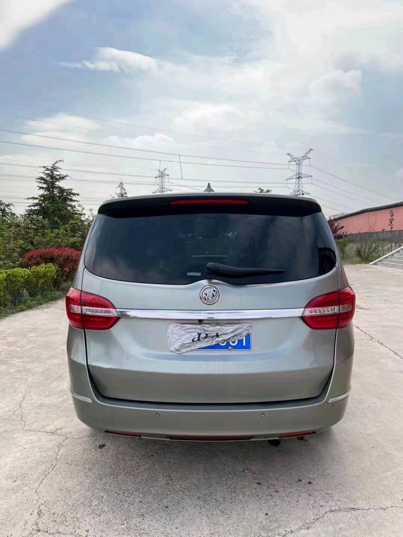 济南15年别克GL89