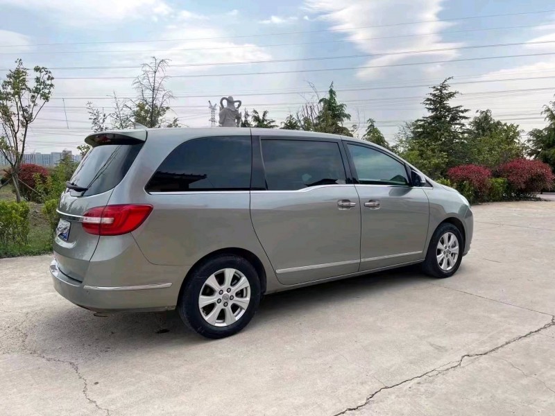 济南15年别克GL88