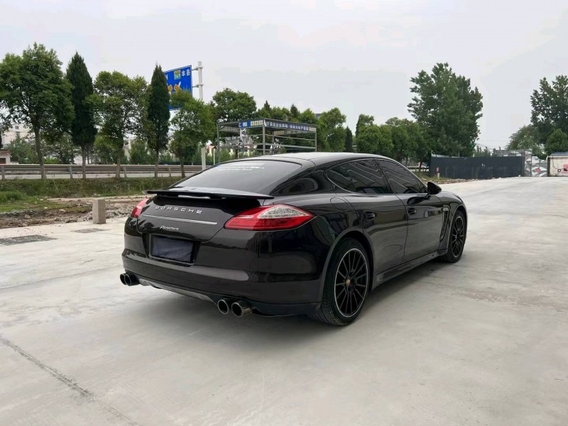 徐州13年保时捷帕拉梅拉8