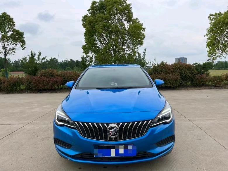 盐城17年别克威朗1