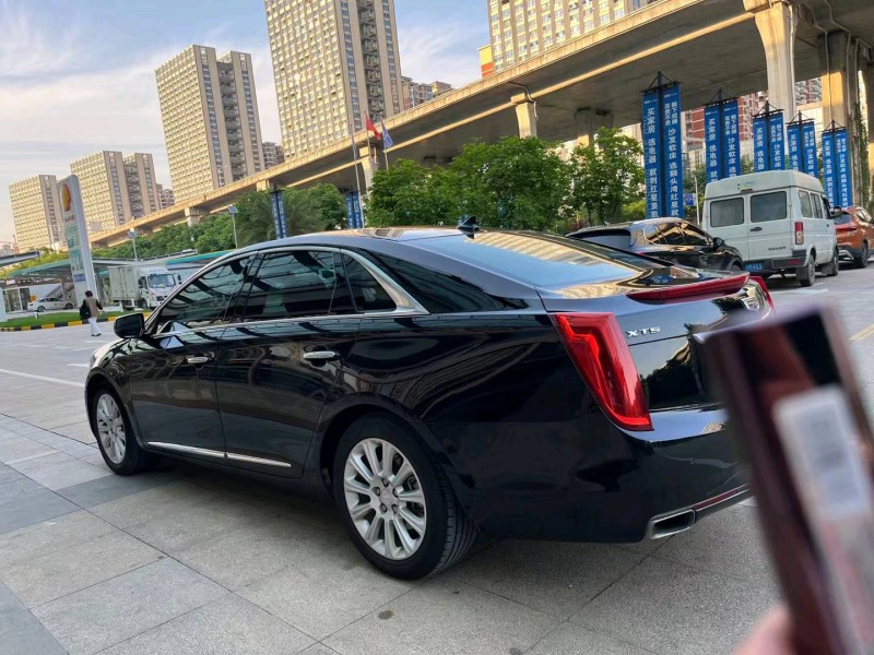 武汉16年凯迪拉克XTS5