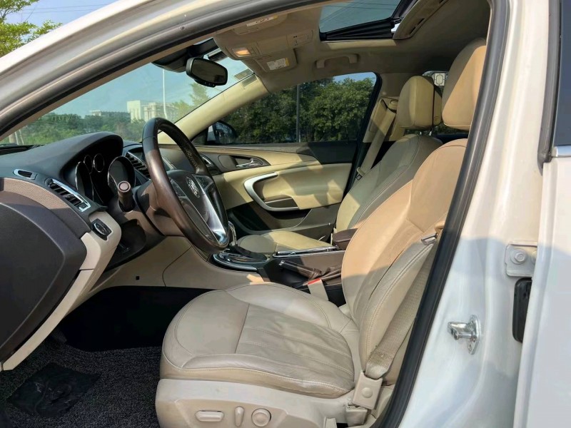 汕头12年别克君威4