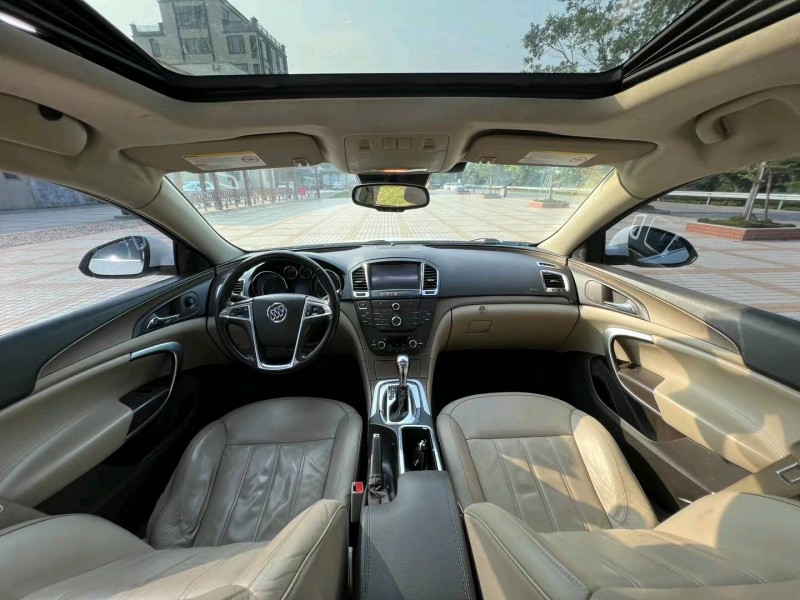 汕头12年别克君威7