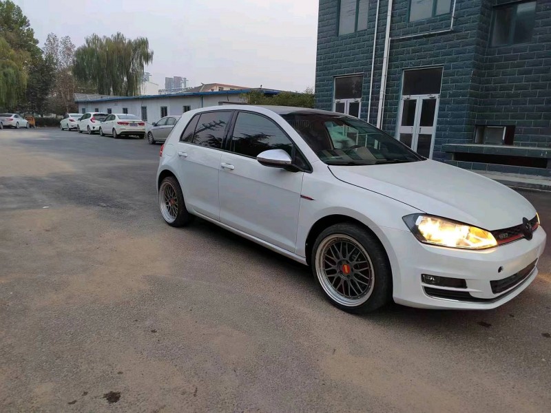 济南17年大众高尔夫2