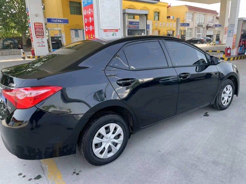 保定18年丰田雷凌3