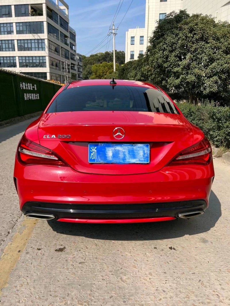 青岛17年奔驰CLA7