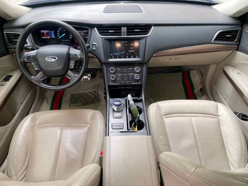 济宁17年福特金牛座5