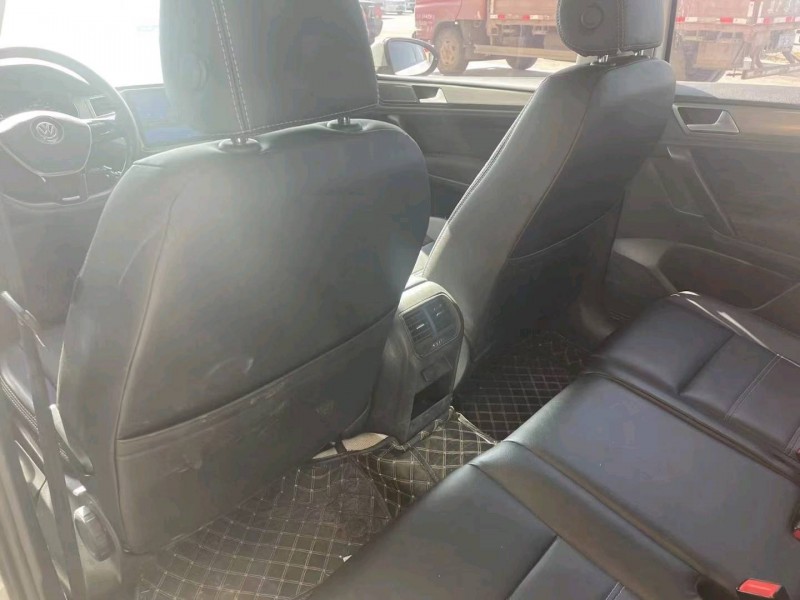 保定18年大众高尔夫7