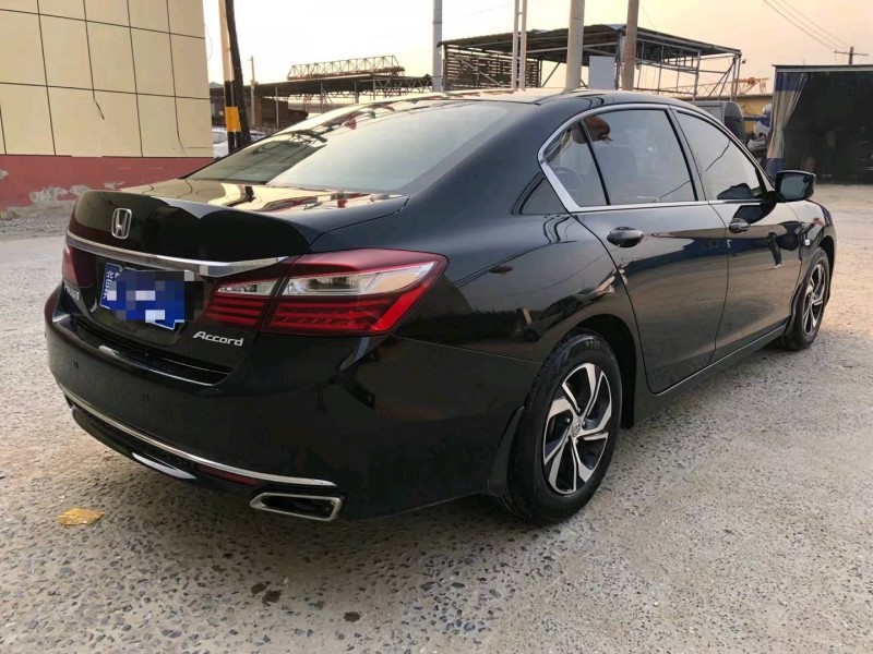 保定17年本田雅阁8