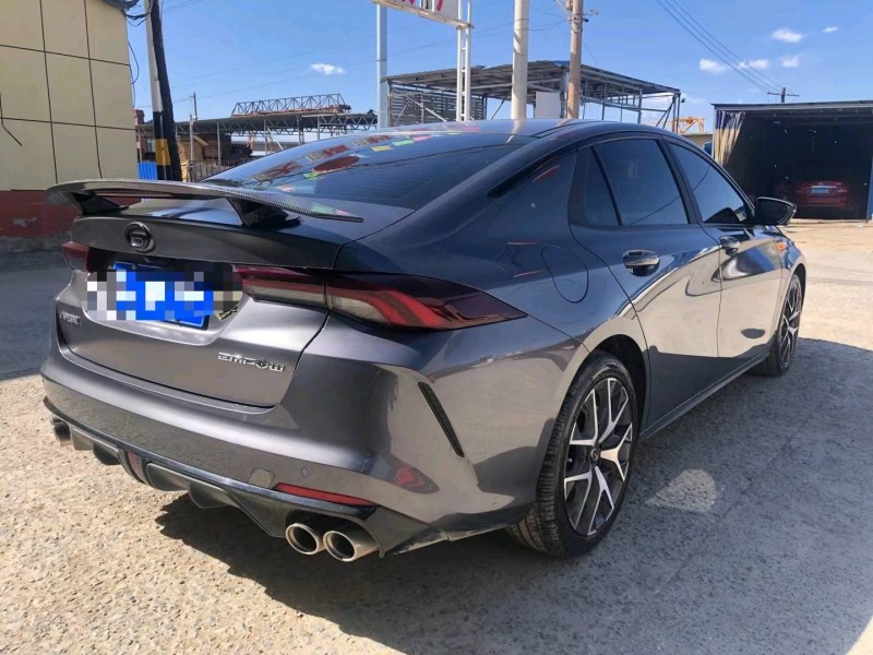 保定21年传祺影豹8