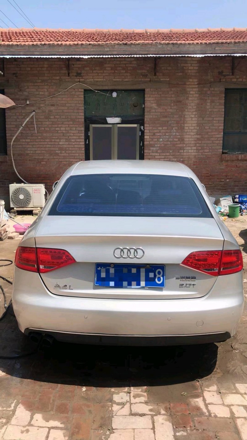 青岛10年奥迪A4L2