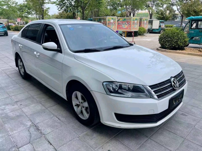 济南14年大众朗逸2