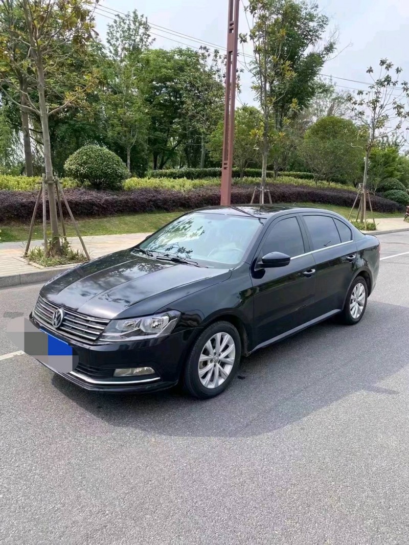 济南17年大众朗逸2