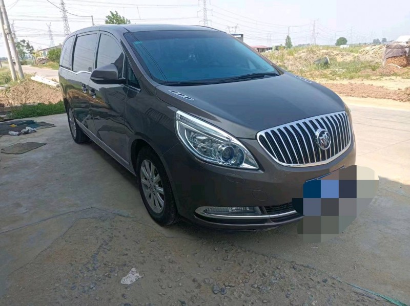 济南12年别克GL82