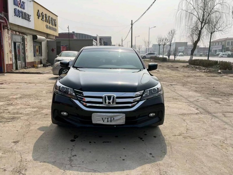 保定16年本田雅阁1