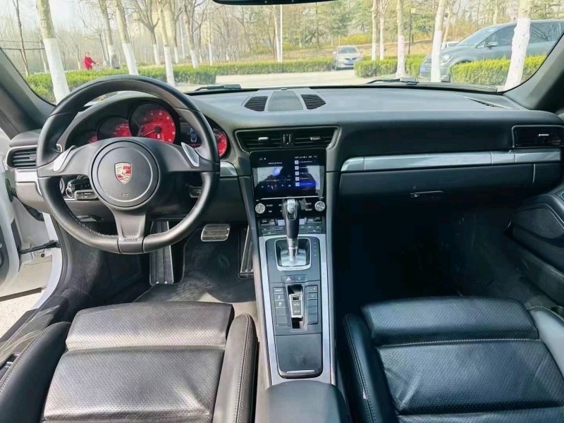 聊城14年保时捷9114