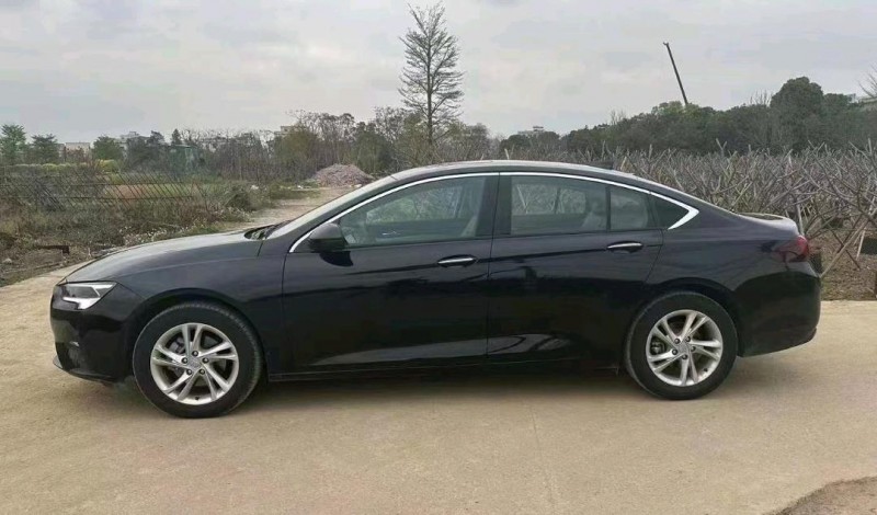 深圳22年别克君威6